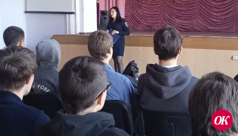 В рамках акции «Призывник» правоохранители провели профилактическую беседу в железнодорожном техникуме