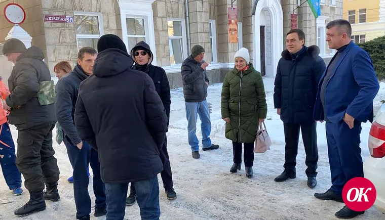 Глава Кавказского района Виталий Очкаласов проводил добровольцев на спецоперацию