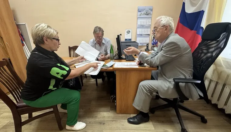 Депутат Государственной Думы Алексей Езубов получил  наказы от жителей Кавказского района