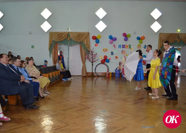 Визит прокурора – с подарками и концертом