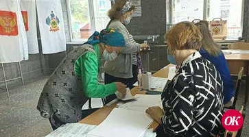 И во второй половине третьего выборного дня посещаемость избирателей  не снижается