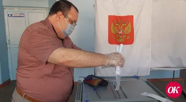 Депутат ЗСК Борис Красавцев проголосовал на своем избирательном участке