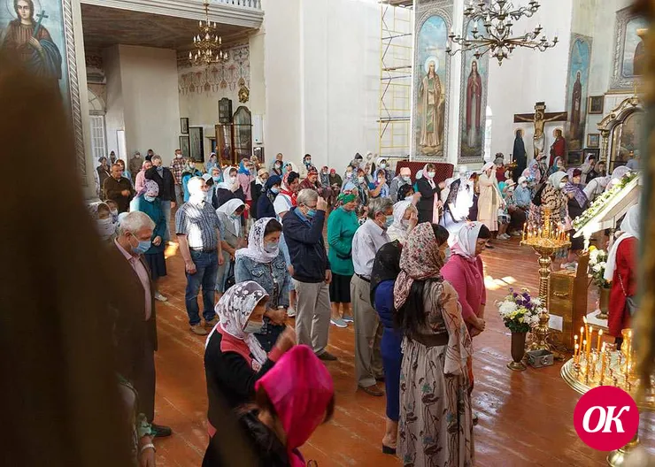 В праздник Рождества Пресвятой Богородицы богослужения в Покровском соборе возглавил настоятель игумен Андрей (Мороз) в сослужении иерея Артемия Хлякина и диакона Симеона Зуб-Золотарева