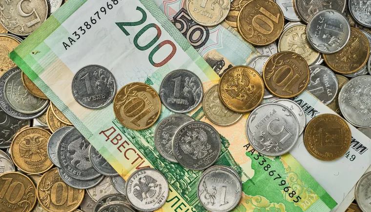 https://ognikubani.ru/wp-content/uploads/2023/03/money-coins-and-banknotes-in-russian-rubles-scattered-in-a-heap-on-the-table-top-view-idea-for-background-or-banner-for-market-news